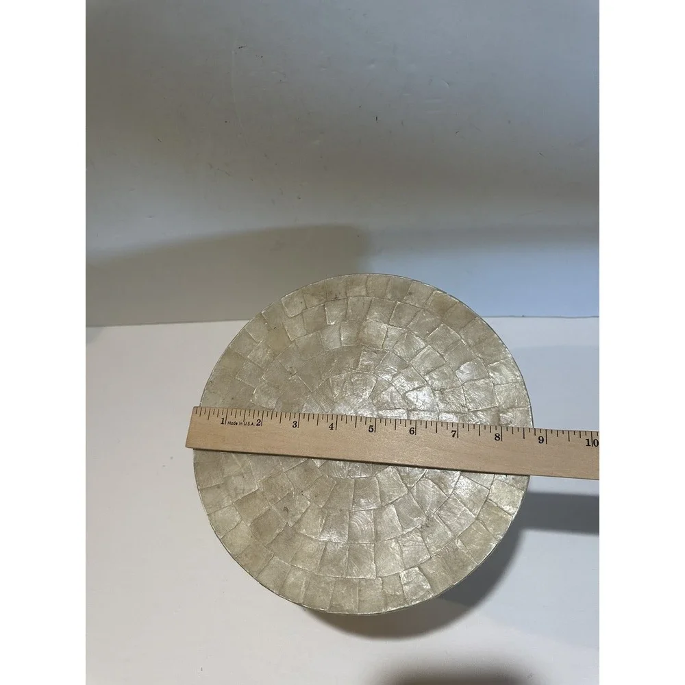 Round mother of‎ pearl outter cardbox Vintage luxurious storage Crate with Lid